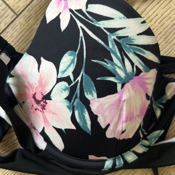 Victoria Secret Pink Push Up Cross Back Floral Size S - Picture 6 of 6